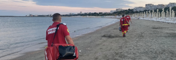 Înecat plaja Modern