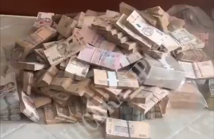 1 milion de euro, ascunși în saltea de fostul ministru adjunct al apărării din Ucraina